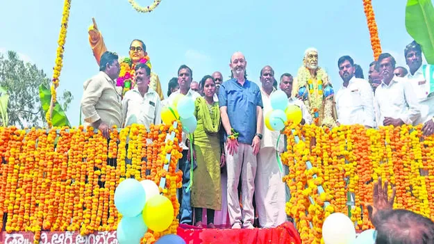 FERROF: ఘనంగా విగ్రహాల ఆవిష్కరణ 