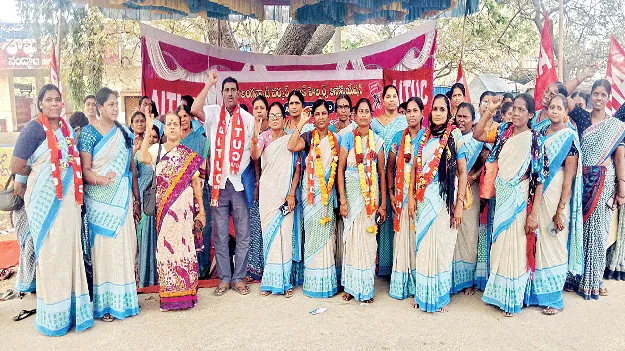 ముగిసిన అంగన్‌వాడీల సమ్మె 