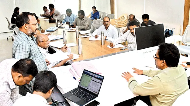 కోర్టు కేసుల పరిష్కారానికి చర్యలు 