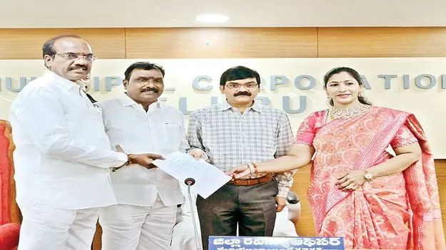  డిప్యూటీ మేయర్‌గా శ్రీనివాసరావు