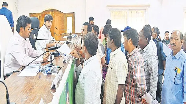 అర్జీల పరిష్కారం మరింత వేగవంతం 