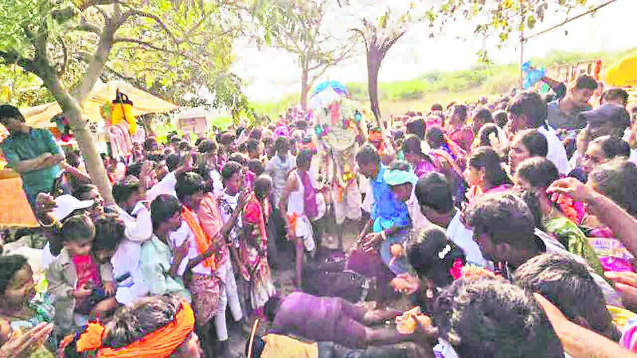 GOD: వైభవంగా నరసింహస్వామి జలధి