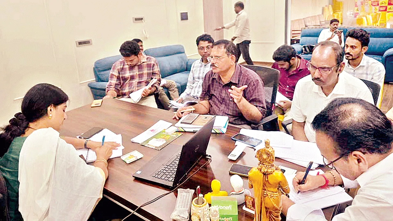 తాగునీటి ఎద్దడి లేకుండా చర్యలు తీసుకోండి