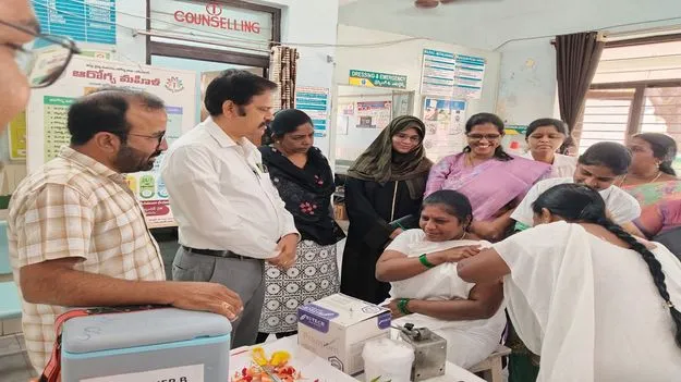  Karimnagar:   ఆరోగ్య సంరక్షకులకు వ్యాక్సినేషన్‌
