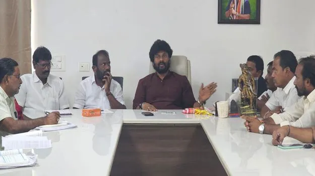  Peddapalli:   ఇళ్ల మంజూరు.. నిర్మాణ పనులు వేగవంతం చేయాలి