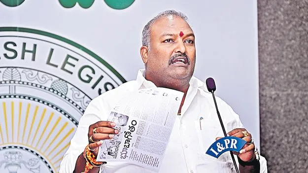 సాక్షి తప్పుడు కథనాలపై ఫిర్యాదు చేశా: విజయకుమార్‌ 