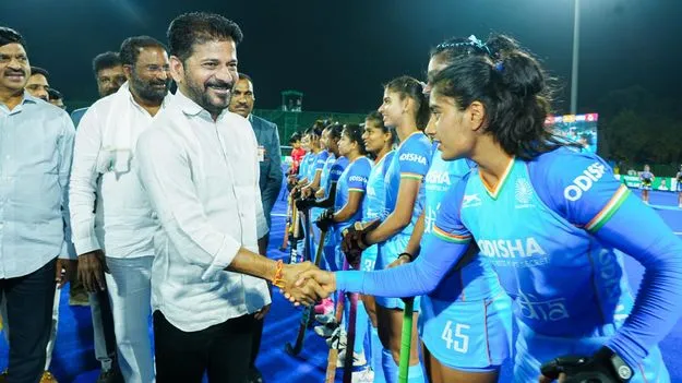 భారత్‌ బోణీ