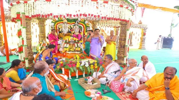 వైభవంగా పార్వతీపరమేశ్వరుల కల్యాణం