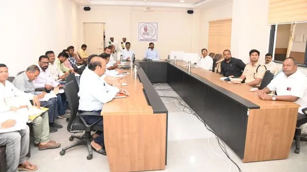 వార్షిక పరీక్షల నిర్వహణ పకడ్బందీగా చేపట్టాలి 