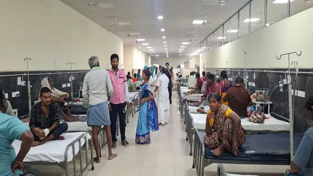 Peddapalli: రోగులతో కిటకిటలాడుతున్న ఖని జనరల్‌ ఆసుపత్రి