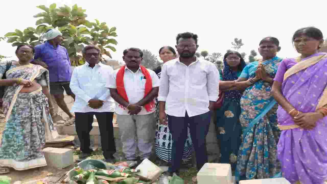 Peddapalli: ఎరుకల కుటుంబానికి న్యాయం చేయాలి