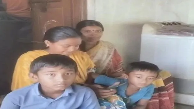 దుబాయ్‌ ఎయిర్‌పోర్టులో చిక్కుకున్న చెన్నూరు వాసి 