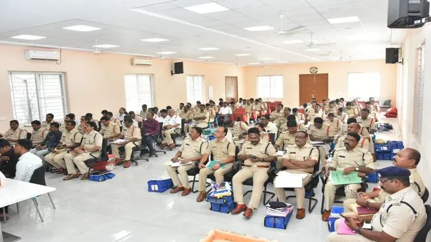 ప్రజలకు పోలీసు భరోసా కల్పించాలి