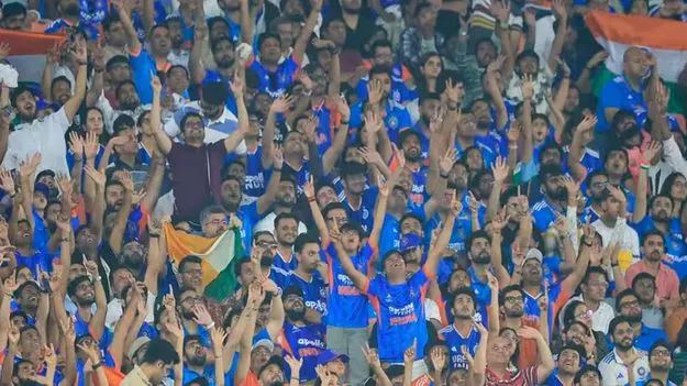 వీక్షణలు.. 50 కోట్లు