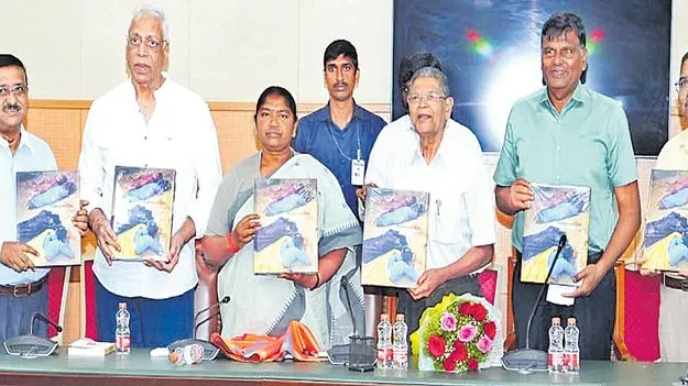 మేడారానికి యునెస్కో గుర్తింపు తేవాలి