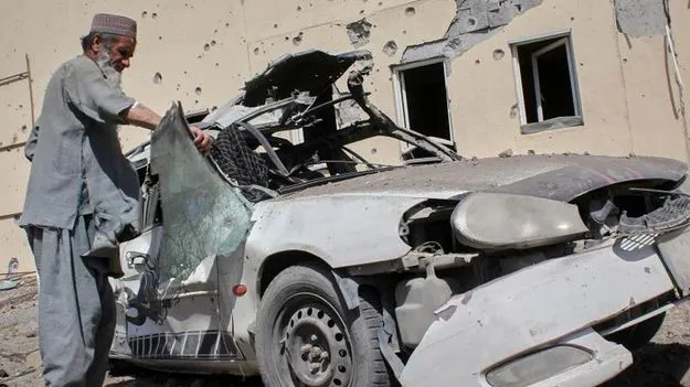 అఫ్గాన్‌లోని బాగ్రామ్‌ ఎయిర్‌బే్‌సపై పాక్‌ దాడి