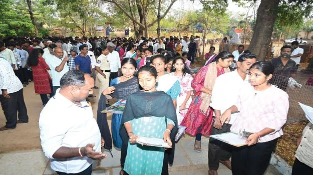 ఇంటర్‌ పరీక్షలు ప్రారంభం