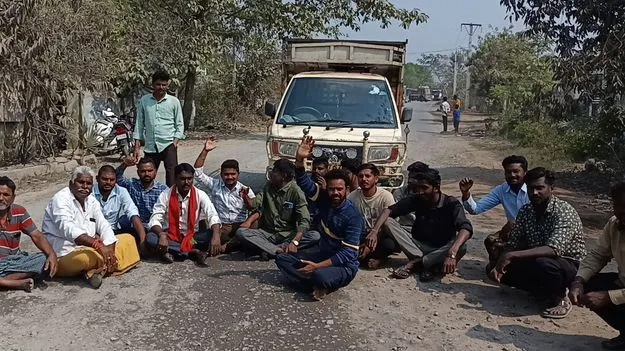  Peddapalli: నరకప్రాయంగా కుర్మపల్లి రహదారి