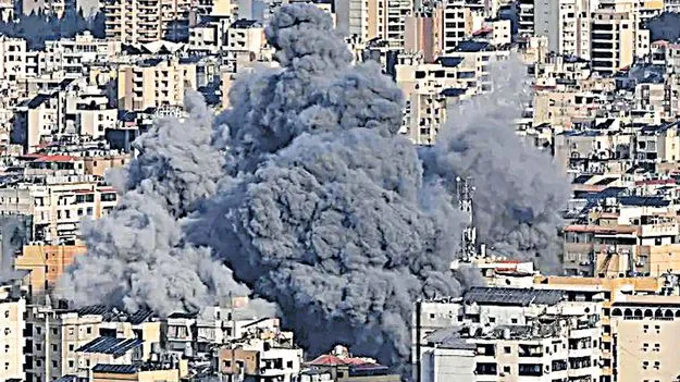 చిన్న ఆయుధంతో..అమెరికాకు పెద్ద దెబ్బ!