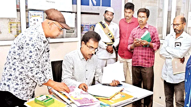 విధుల్లో అలసత్వం వద్దు