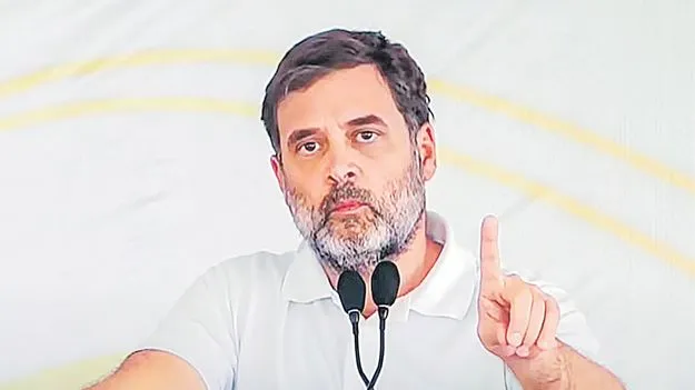 అబద్ధాల గురువు మోదీ