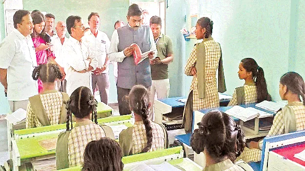 ‘పది’లో శతశాతం ఉత్తీర్ణతే లక్ష్యం 