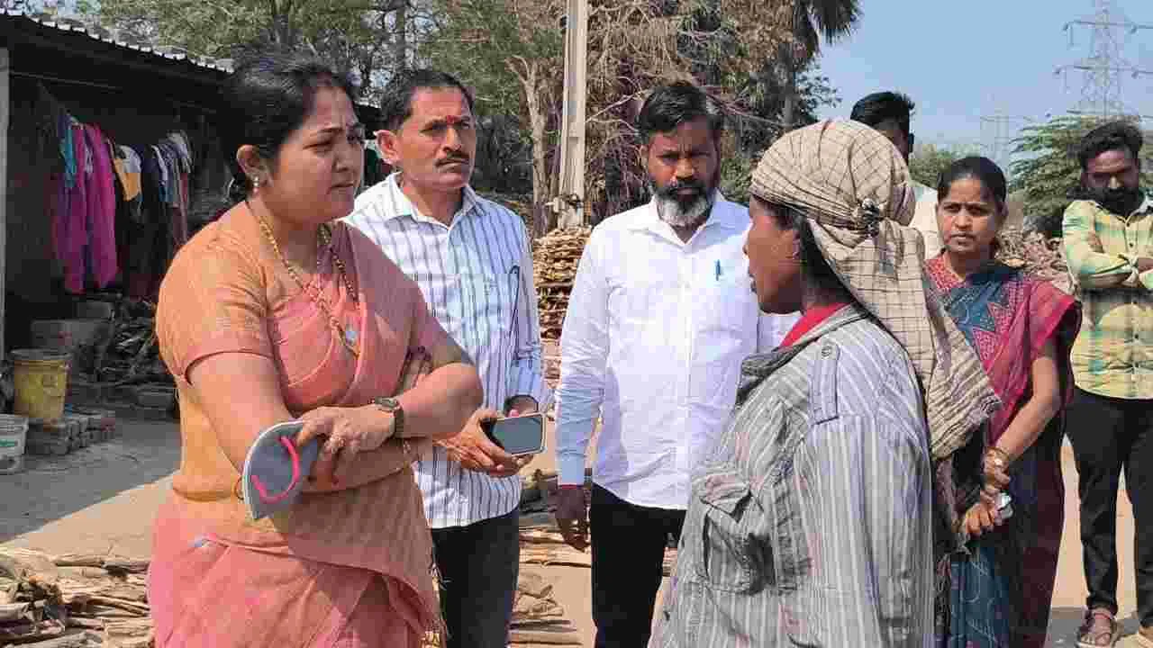 ఇటుక  బట్టీల్లో మౌలిక సౌకర్యాలు కల్పించాలి