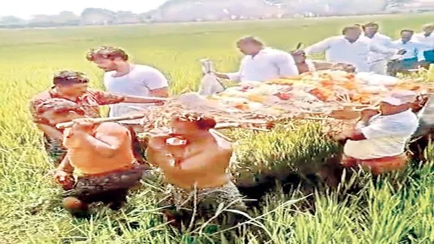 ఆఖరి మజిలీకి అవస్థలే..