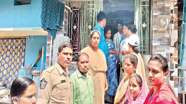 బాల్య వివాహాన్ని అడ్డగించిన శక్తి టీమ్‌