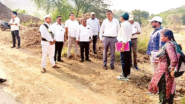 సాగునీటి పనులు వేగవంతం చేయాలి