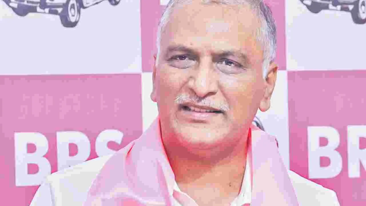 సీఎం, మంత్రులు సహా  కాంగ్రెస్‌ నేతల అధికార దుర్వినియోగం