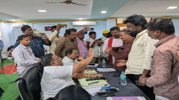  ముగిసిన  వేలాలు