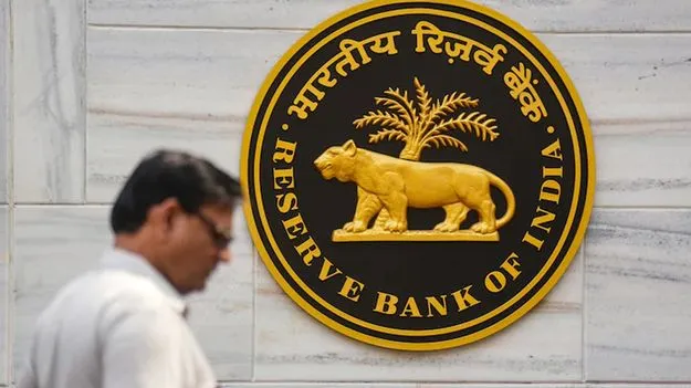 బ్యాంకుల మిస్‌సెల్లింగ్‌కు చెక్‌