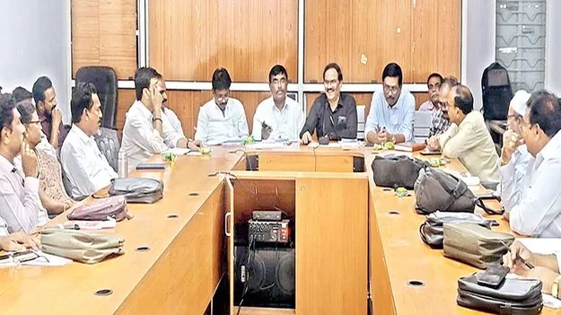 సమన్వయంతో పని చేయండి  