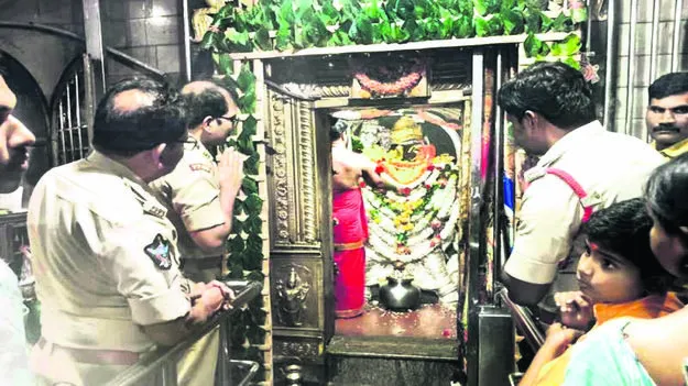 GOD: నేమకల్లు ఆంజన్నకు విశేష పూజలు