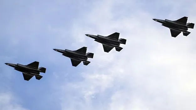 ఆమ్కా నమూనాల తయారీ కోసం టాటా, ఎల్‌ అండ్‌ టీ, భారత్‌ ఫోర్జ్‌ ఎంపిక