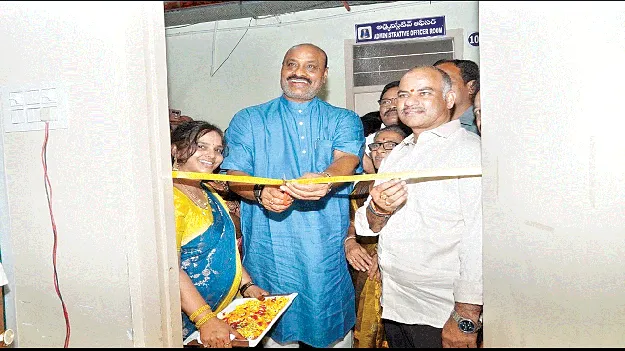 ఆపదలో మహిళలకు అండగా..