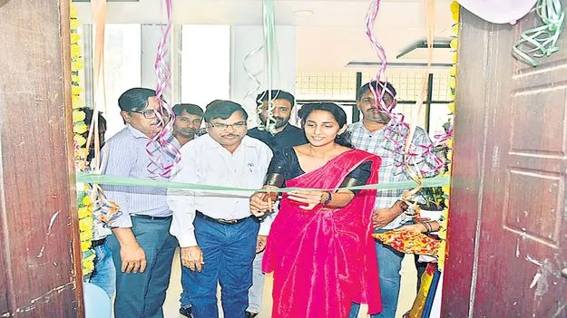 ఆధార్‌ సేవల విస్తరణకు చర్యలు 