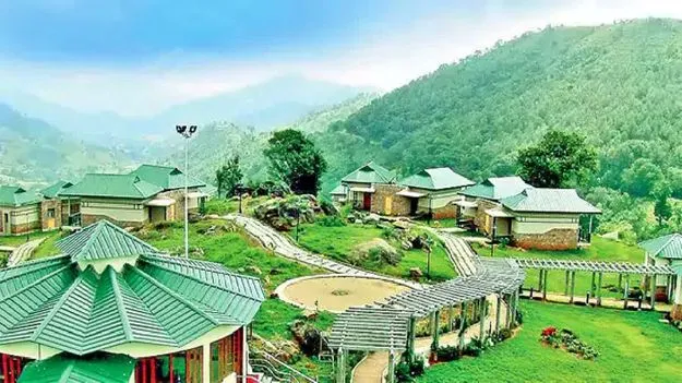 సమ్మర్ స్పెషల్.. హైదరాబాద్ దగ్గర్లో టూర్ వెళ్లాలంటే ఈ ప్లేస్ బెస్ట్