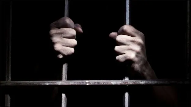 దారుణం.. ముగ్గురు కూతుళ్లను పోషించలేక హత్య చేసిన తండ్రి