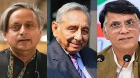 థరూర్‌కు మంత్రి పదవి కావాలి, పవన్ ఖేరా కీలుకొమ్మ... మణిశంకర్ అయ్యర్ సంచలన వ్యాఖ్యలు