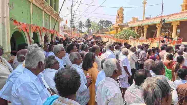 క్రాపలో ఆధ్యాత్మిక శోభ.. నేత్రపర్వంగా ఆలయ పున:ప్రతిష్ఠాపన మహోత్సవం.. 