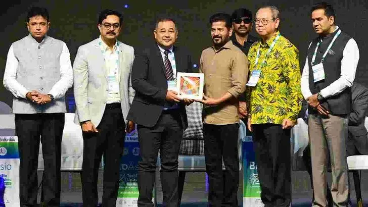 గ్లోబల్ వ్యాక్సిన్ మ్యానుఫ్యాక్చరింగ్ హబ్‌గా హైదరాబాద్: సీఎం రేవంత్