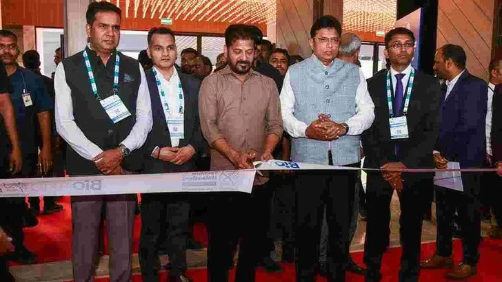 గ్లోబల్ వ్యాక్సిన్ మ్యానుఫ్యాక్చరింగ్ హబ్‌గా హైదరాబాద్: సీఎం రేవంత్
