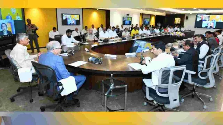 అమరావతిలో ఆర్టీజీఎస్ కేంద్రాన్ని సందర్శించిన బిల్‌గేట్స్ 