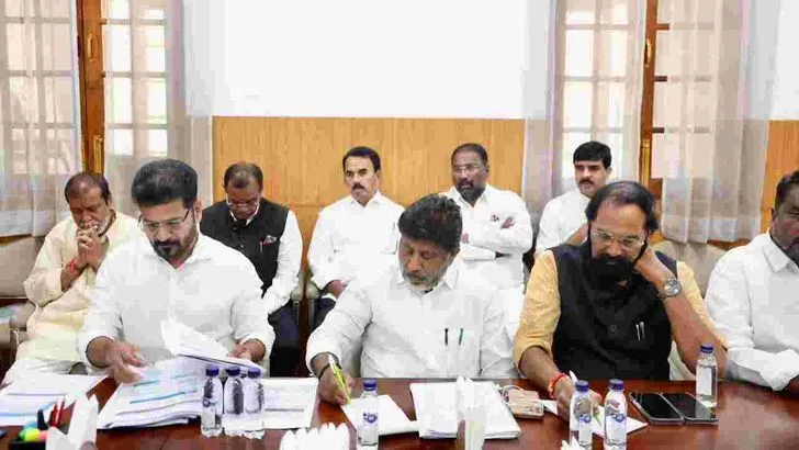 ఢిల్లీలో కాంగ్రెస్ కీలక సమావేశం.. 