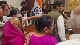 స్పీకర్ ఛాంబర్‌లో కాంగ్రెస్ ఎంపీల వీరంగం.. వీడియో షేర్ చేసిన కిరణ్ రిజిజు