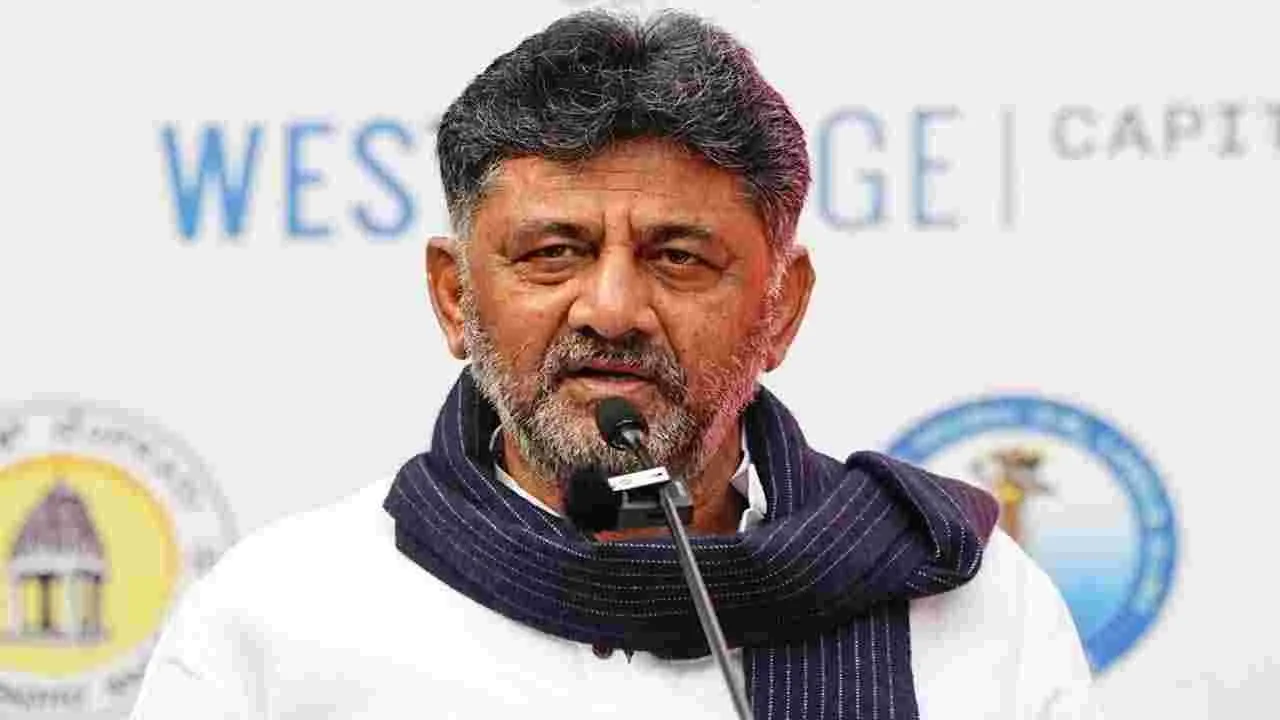 రాజకీయాలపైనే చర్చించాం... నాయకత్వ మార్పు ఊహాగానాలపై డీకే