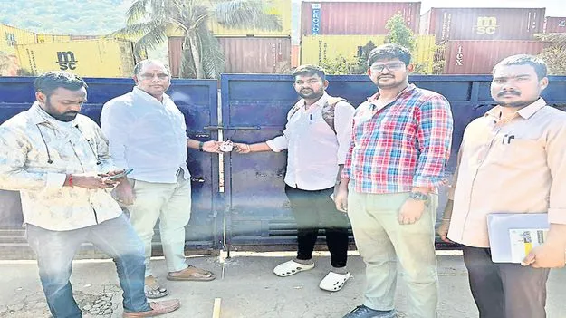 పన్ను కట్టకుంటే ఆస్తి సీజ్‌