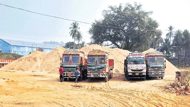 సందిగ్ధంలో ఇసుక డిపోలు 